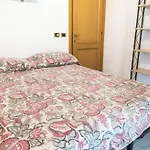 S297 - Sirolo, Pentalocale Con Giardino Apartmán *
