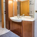S297 - Sirolo, Pentalocale Con Giardino