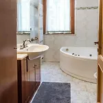 S297 - Sirolo, Pentalocale Con Giardino