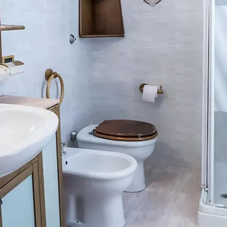 S297 - Sirolo, Pentalocale Con Giardino Appartement